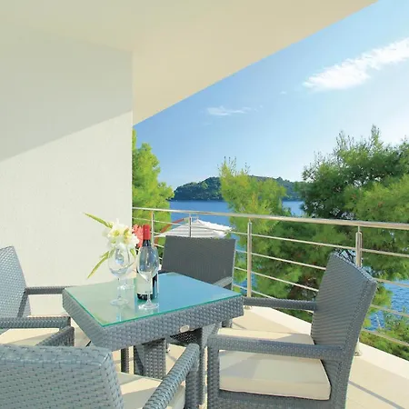 Hébergement de vacances Lovely In Karbuni With Kitchen Prižba